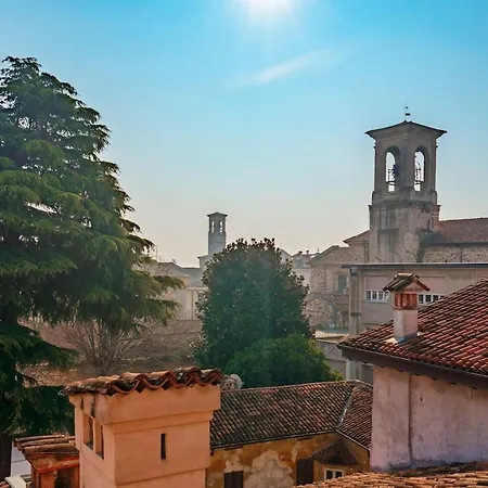 Host4u - Cozy Cavour In Center * Brescia
