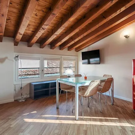 Host4u - Cozy Cavour In Center Brescia
