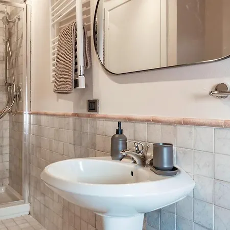 Host4u - Cozy Cavour In Center Apartmán Brescia