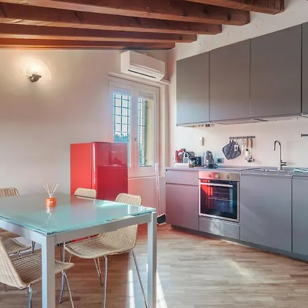 Appartamento Host4u - Cozy Cavour In Center Brescia