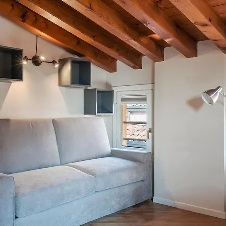 Host4u - Cozy Cavour In Center Appartamento *